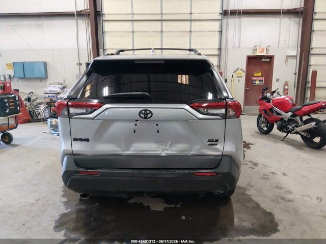 Toyota Rav4 Xle 2021 2T3P1RFV1MW161283 Image 16