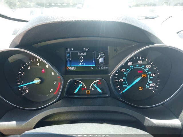 45401368 :رقم المزاد ، 1FMCU9J96FUC00946 vin ، 2015 Ford Escape Titanium مزاد بيع