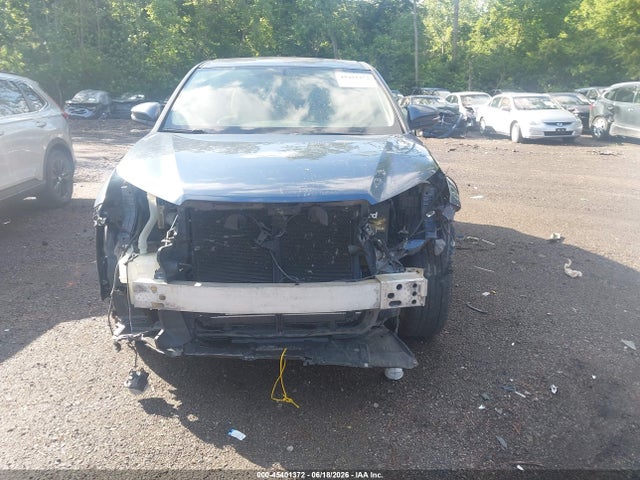 2015 Toyota Highlander Le Plus V6 მანქანა იყიდება აუქციონზე, vin: 5TDBKRFH5FS078672, აუქციონის ნომერი: 45401372