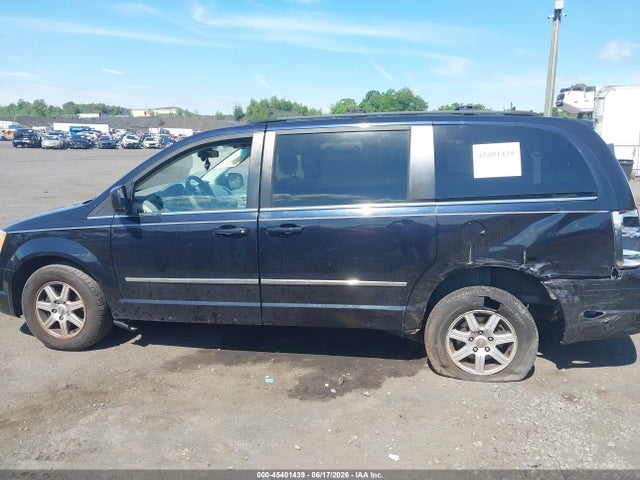 Продаж на аукціоні авто 2010 Chrysler Town & Country Touring, vin: 2A4RR5D18AR366268, номер лоту: 45401439