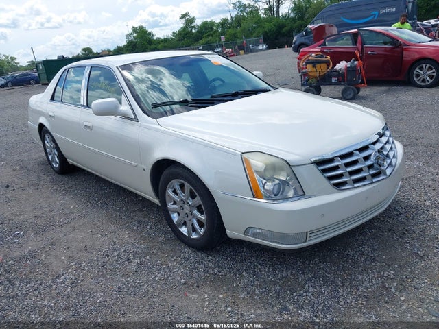 Продажа на аукционе авто 2008 Cadillac Dts 1sb, vin: 1G6KD57YX8U152803, номер лота: 45401445