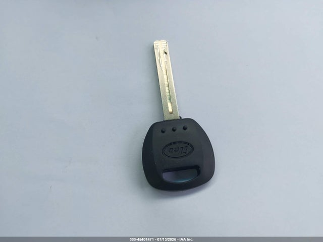 KNADM4A31E6332584 KIA RIO LX