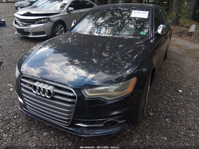 45401501 :رقم المزاد ، WAUJ2AFC2DN030631 vin ، 2013 Audi S6 4.0t Prestige مزاد بيع
