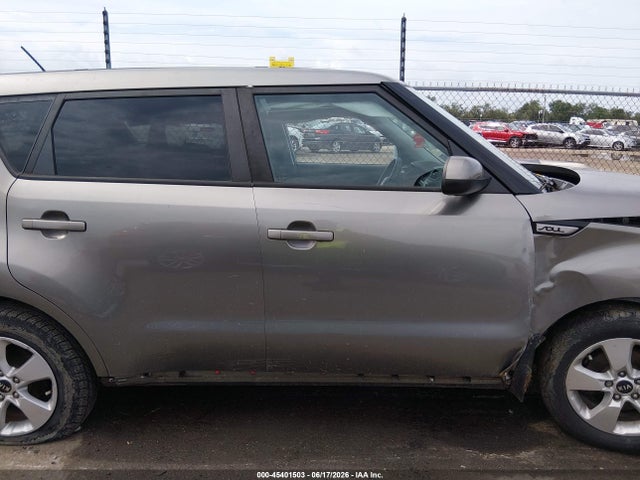 45401503 :رقم المزاد ، KNDJN2A29J7543874 vin ، 2018 Kia Soul مزاد بيع