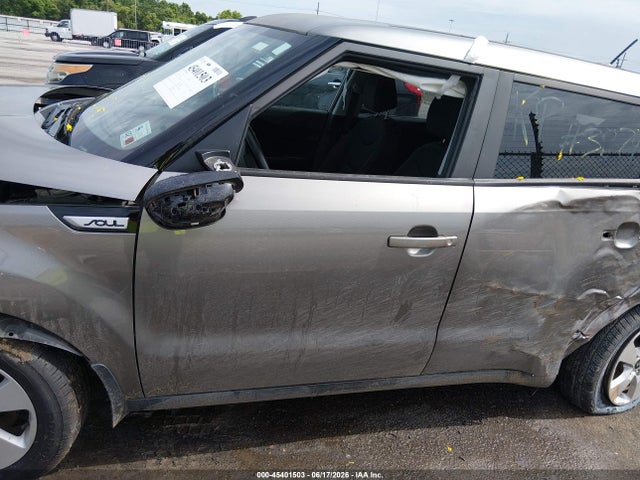 45401503 :رقم المزاد ، KNDJN2A29J7543874 vin ، 2018 Kia Soul مزاد بيع