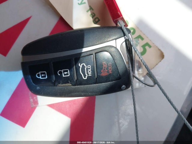 KMHGN4JE5FU101758 Hyundai Genesis 3.8