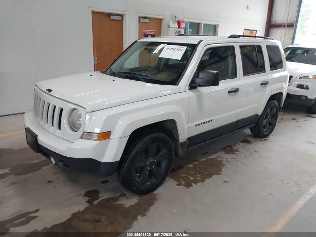 45401529 :رقم المزاد ، 1C4NJPBAXED757831 vin ، 2014 Jeep Patriot Altitude مزاد بيع