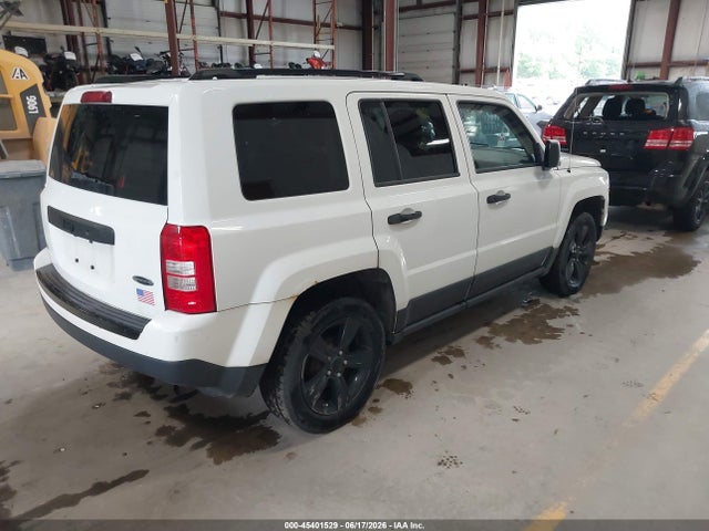 45401529 :رقم المزاد ، 1C4NJPBAXED757831 vin ، 2014 Jeep Patriot Altitude مزاد بيع