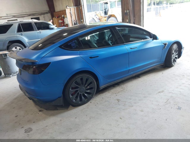45401533 :رقم المزاد ، 5YJ3E1EC8NF270206 vin ، 2022 Tesla Model 3 Performance Dual Motor All-wheel Drive مزاد بيع