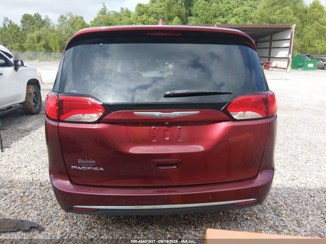 Chrysler Pacifica Touring-l 2017 2C4RC1BG5HR544039 Image 17