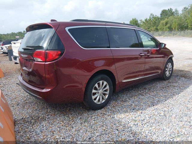Chrysler Pacifica Touring-l 2017 2C4RC1BG5HR544039 Image 4
