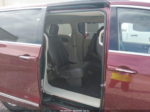 Chrysler Pacifica Touring-l 2017 2C4RC1BG5HR544039 Image 8