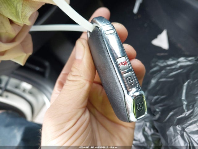 45401540 :رقم المزاد ، KNDEU2AA1P7447323 vin ، 2023 Kia Seltos S مزاد بيع