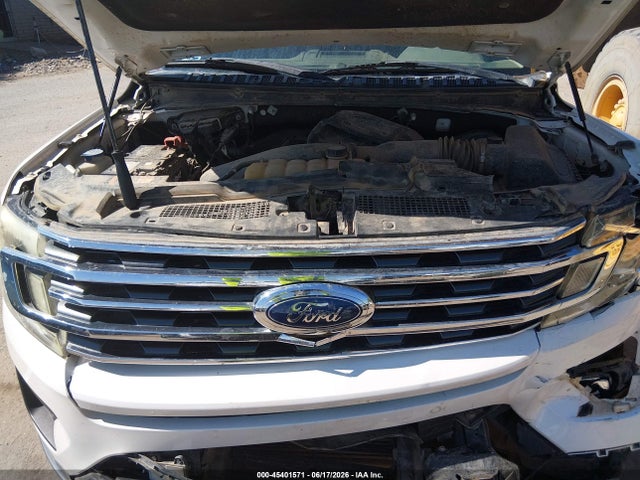 Ford Expedition Max Xlt 2018 1FMJK1HT0JEA17528 Image 10