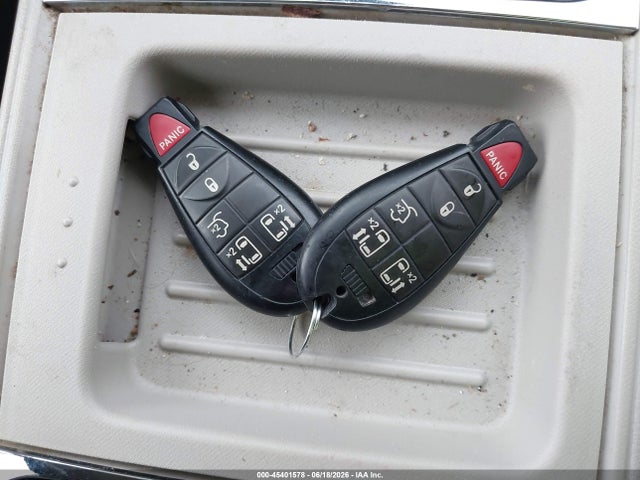 45401578 :رقم المزاد ، 2C4RC1BG9FR587683 vin ، 2015 Chrysler Town & Country Touring مزاد بيع