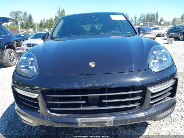 Porsche Cayenne Turbo/turbo S 2016 WP1AC2A29GLA88402 Image 12