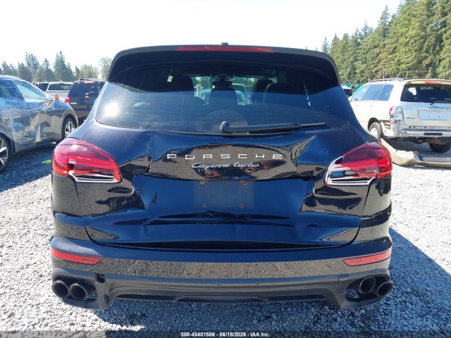 Porsche Cayenne Turbo/turbo S 2016 WP1AC2A29GLA88402 Image 16