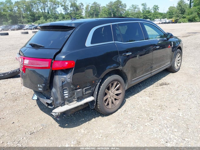 2018 Lincoln Mkt Livery მანქანა იყიდება აუქციონზე, vin: 2LMHJ5NK9JBL01843, აუქციონის ნომერი: 45401592