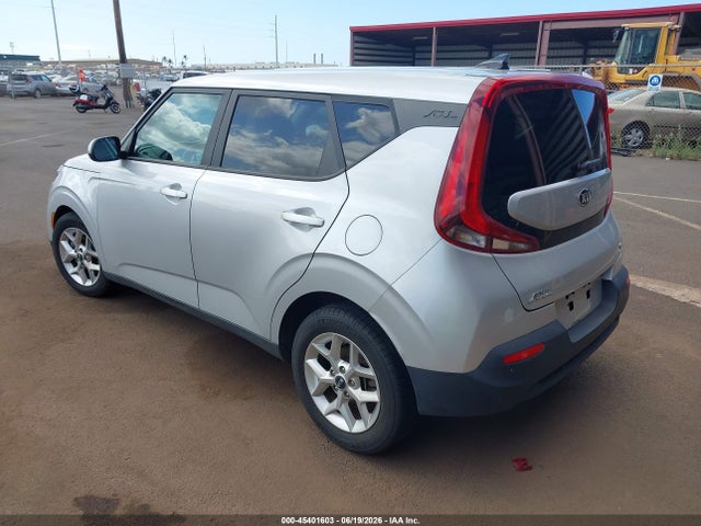KIA SOUL S 2021 KNDJ23AU5M7762173 Image 3
