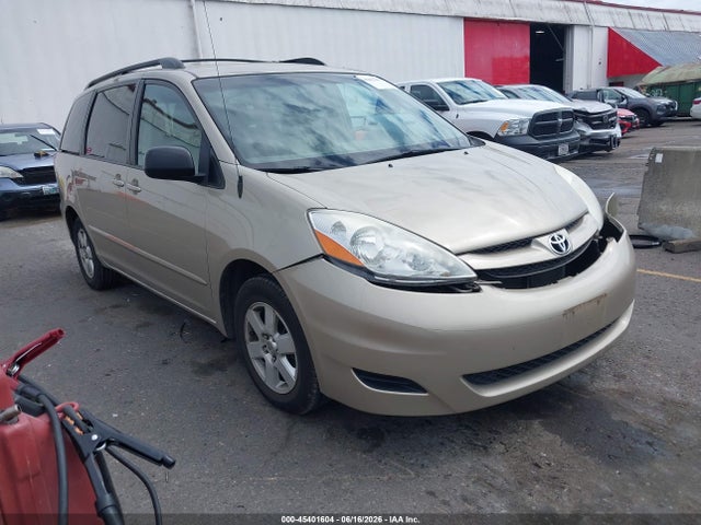 Auction sale of the 2010 Toyota Sienna Le, vin: 5TDKK4CC8AS306099, lot number: 45401604