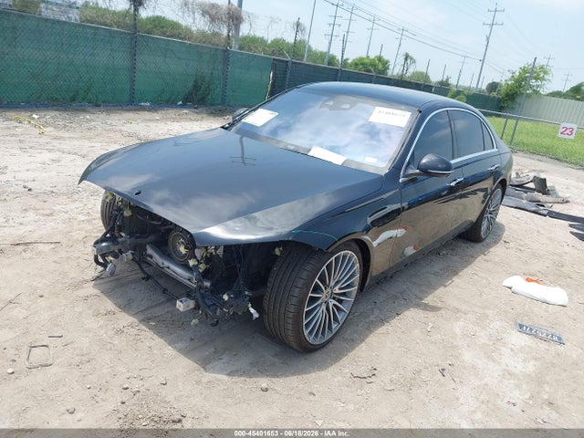 45401653 :رقم المزاد ، W1K6G6DB6NA165837 vin ، 2022 Mercedes-benz S 500 4matic مزاد بيع