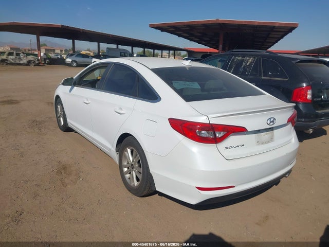 Hyundai SONATA SE 2015 5NPE24AF9FH187440 Image 3