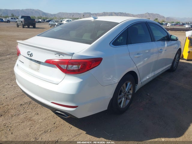 Hyundai SONATA SE 2015 5NPE24AF9FH187440 Image 4