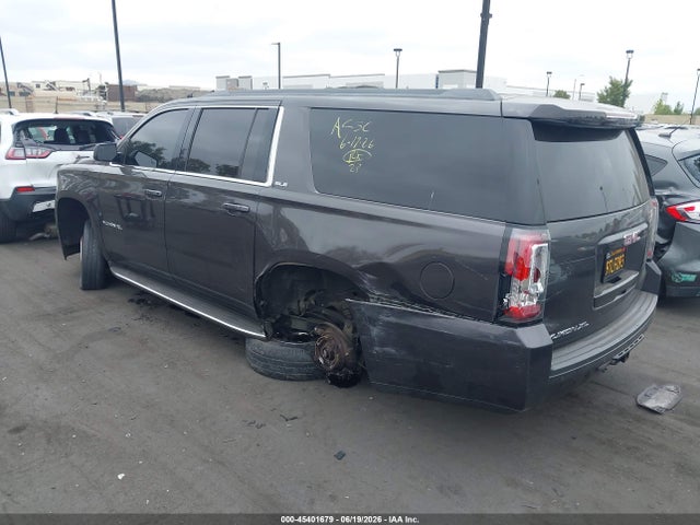 GMC Yukon Xl Sle 2017 1GKS1FKC3HR204769 Image 3