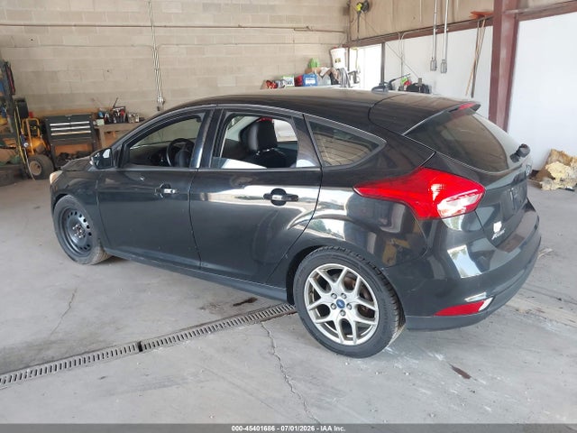 45401686 :رقم المزاد ، 1FADP3K20FL238036 vin ، 2015 Ford Focus Se مزاد بيع