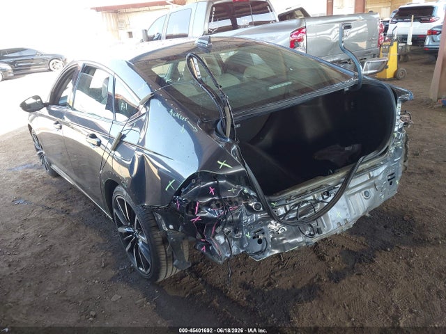 1HGCY2F80PA067668 Honda Accord Hybrid Touring