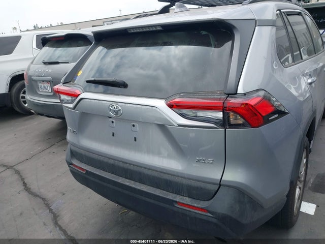 Toyota Rav4 Xle Premium 2024 2T3C1RFV0RC256134 Image 17