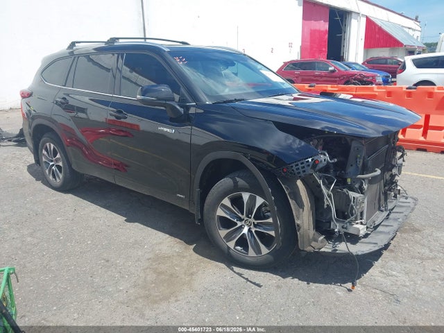 Toyota Highlander Hybrid Xle 2021 5TDGBRCH7MS063047 головне зображення