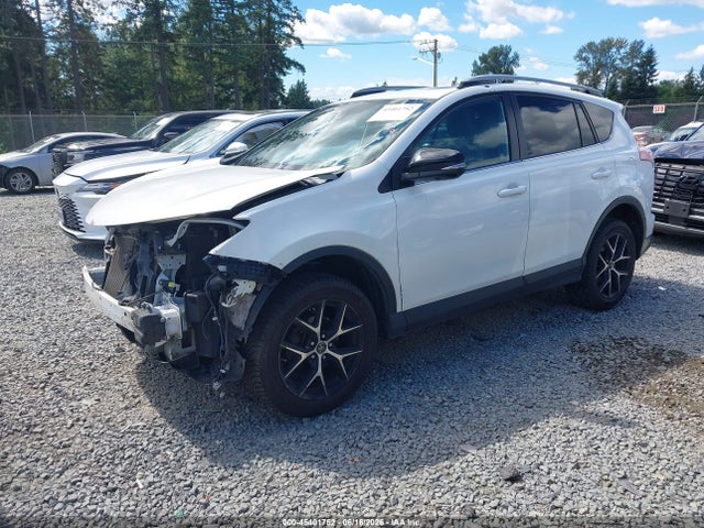 Toyota RAV4 SE 2017 2T3JFREV6HW692462 Image 2