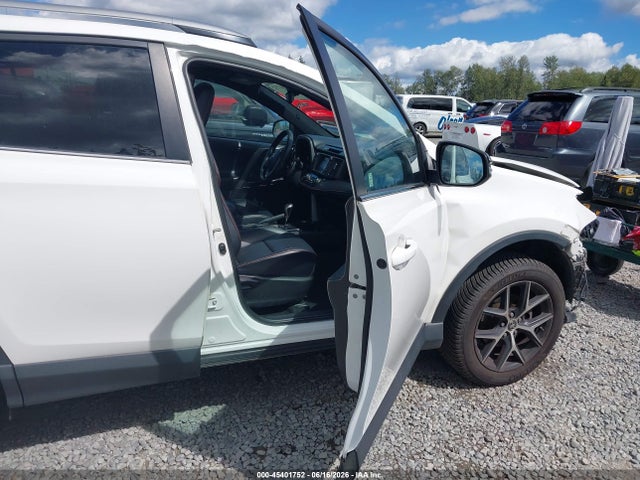Toyota RAV4 SE 2017 2T3JFREV6HW692462 Image 5