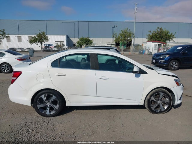 Chevrolet Sonic Premier Auto 2018 1G1JF5SB1J4133982 Image 13