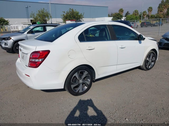 Chevrolet Sonic Premier Auto 2018 1G1JF5SB1J4133982 Image 4