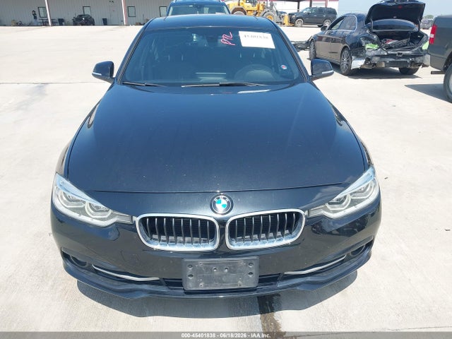 BMW 330e Iperformance 2017 WBA8E1C35HA029383 Image 6
