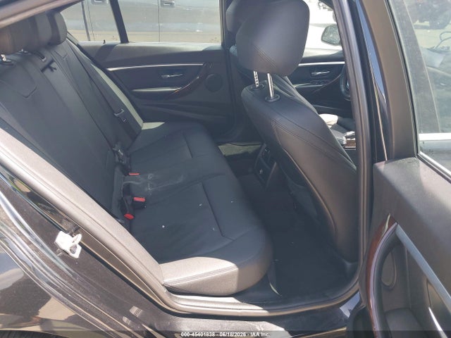 BMW 330e Iperformance 2017 WBA8E1C35HA029383 Image 8