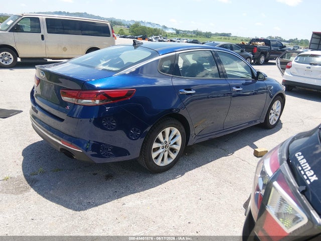 Продаж на аукціоні авто 2018 Kia Optima S, vin: 5XXGT4L37JG247356, номер лоту: 45401876