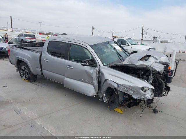 3TMBZ5DN8JM014518 auction archive image