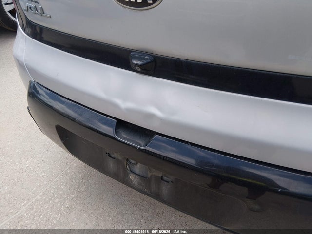KIA SOUL + 2016 KNDJP3A57G7864752 Image 6