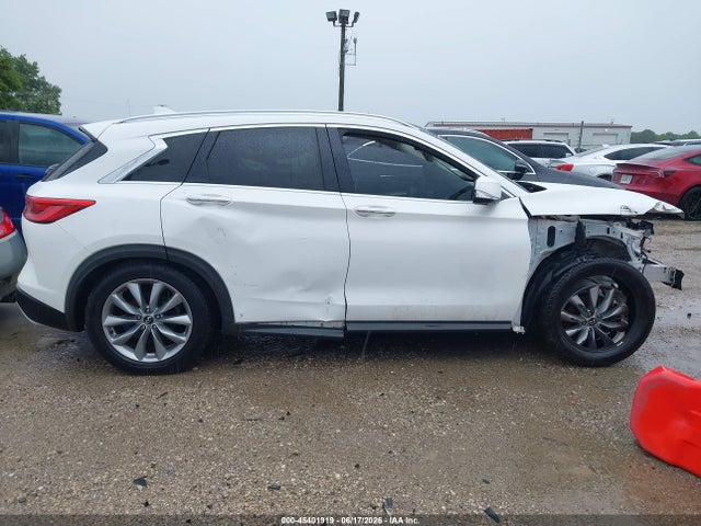 2019 Infiniti Qx50 Essential მანქანა იყიდება აუქციონზე, vin: 3PCAJ5M30KF132327, აუქციონის ნომერი: 45401919
