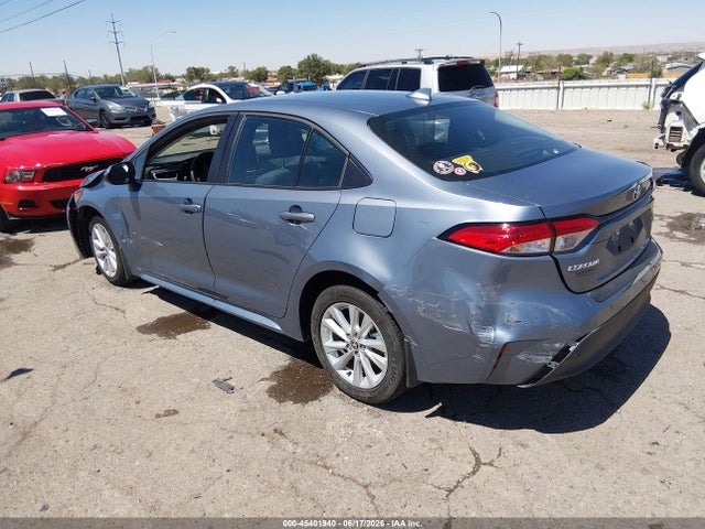 Toyota COROLLA LE 2025 5YFB4MDE2SP310170 Image 3