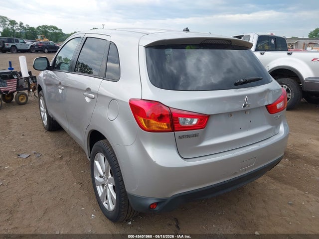 2015 Mitsubishi Outlander Sport Es მანქანა იყიდება აუქციონზე, vin: 4A4AR3AU7FE033272, აუქციონის ნომერი: 45401968