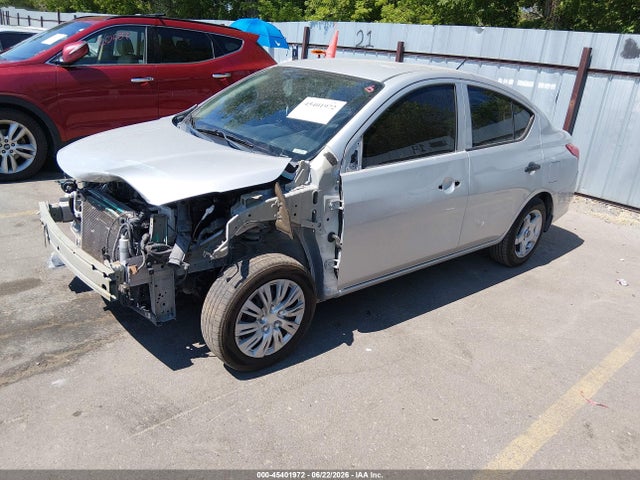 Nissan Versa 1.6 S 2019 3N1CN7AP7KL807434 Image 2