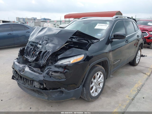 1C4PJLLB8JD590145 Jeep Cherokee Latitude Plus Fwd