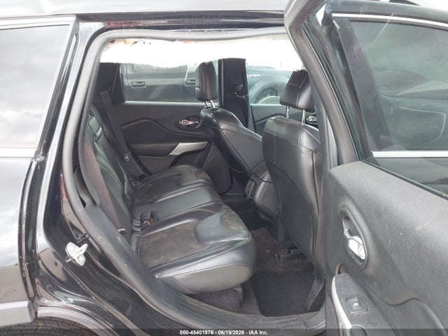 1C4PJLLB8JD590145 Jeep Cherokee Latitude Plus Fwd