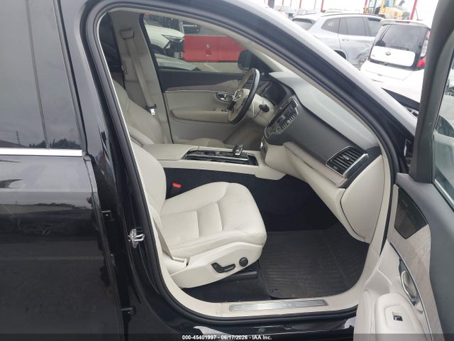 YV4H60JE8S1301041 Volvo Xc90 Plug-in Hybrid T8 Plus 6-seater
