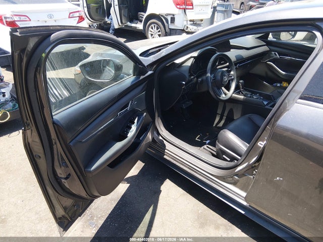 Mazda Mazda3 Premium Package 2020 JM1BPAEM9L1166750 Image 5