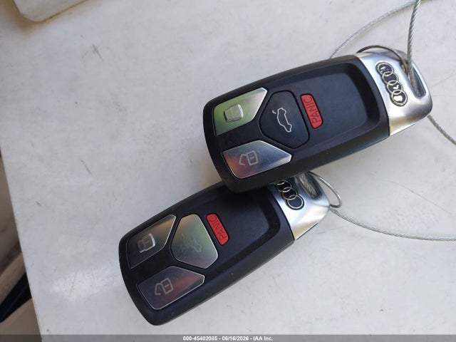 WA1LAAF73HD027292 Audi Q7 3.0t Premium